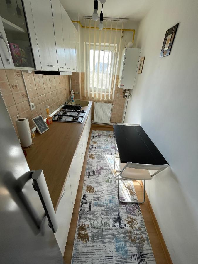Apartament Cina Husi Εξωτερικό φωτογραφία