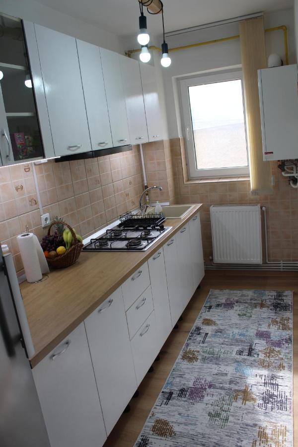 Apartament Cina Husi Εξωτερικό φωτογραφία